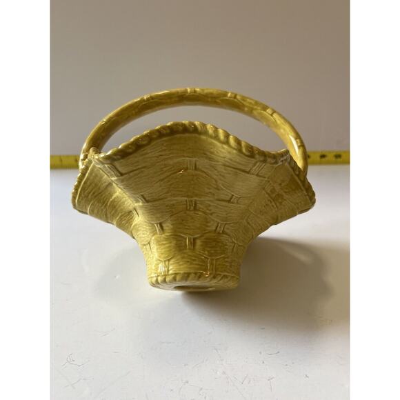 Vintage Ceramic Basket Yellow Weave With Handle Easter 1978 Nowells - Picture 6 of 16